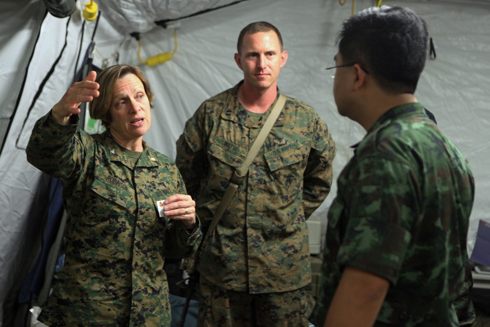 U.S. Marines, Thai Army medical personnel work hand-in-hand for field surgery