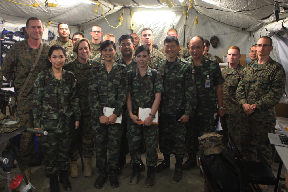 U.S. Marines, Thai Army medical personnel work hand-in-hand for field surgery