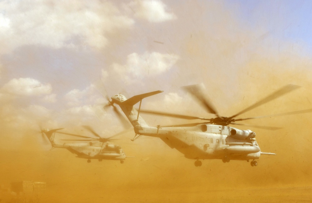 Marine Super Stallions deliver food, water to Ethiopia