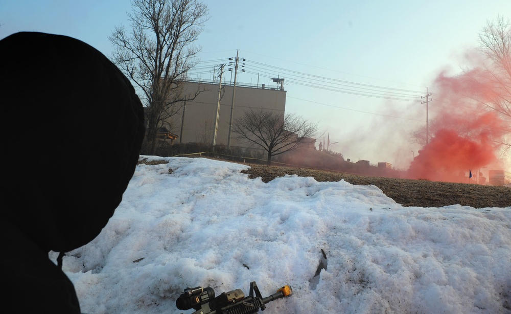 Airmen train, defend US, Korean assets Airmen train, defend US, Korean assets