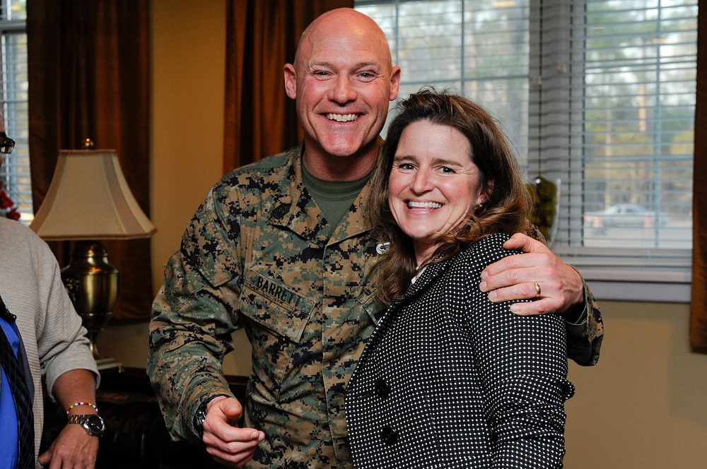 Barrett visits Camp Lejeune