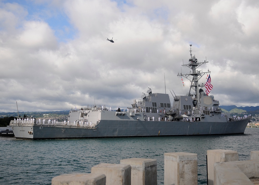 USS Halsey sailors man the rail