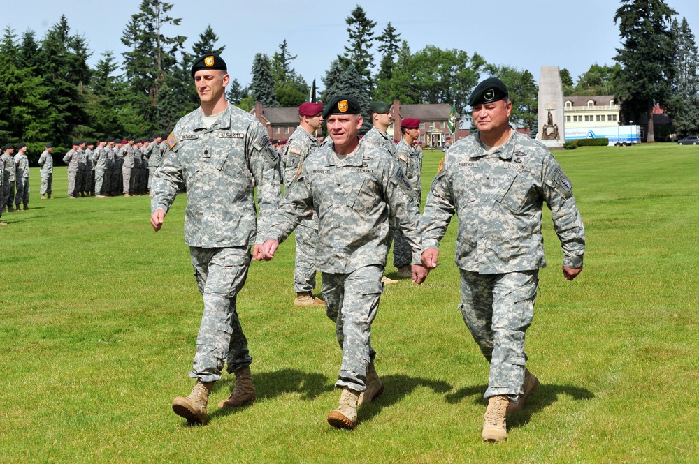 1st Special Forces Group (Airborne) change of command