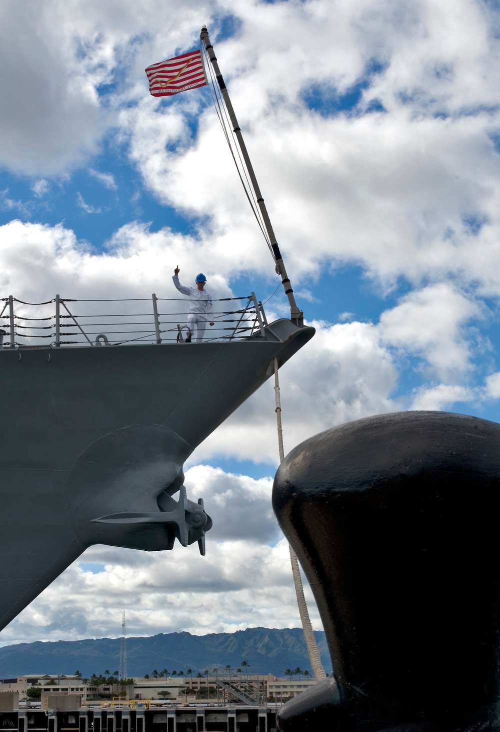 USS Halsey arrives in Pearl Harbbor