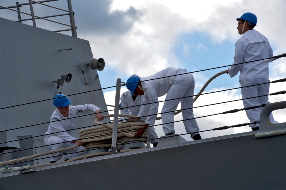 USS Halsey arrives in Pearl Harbbor