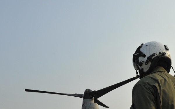 Osprey crew preps for flight