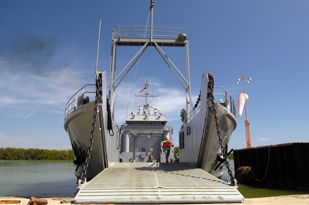 LCU docked at Guantanamo