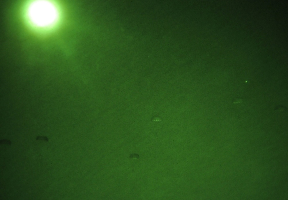 Fury brigade conducts nighttime airborne ops during tactical exercise