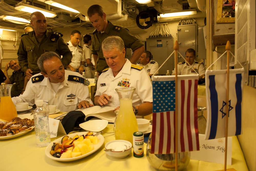 CNO Roughead in Israel CNO Roughead in Israel