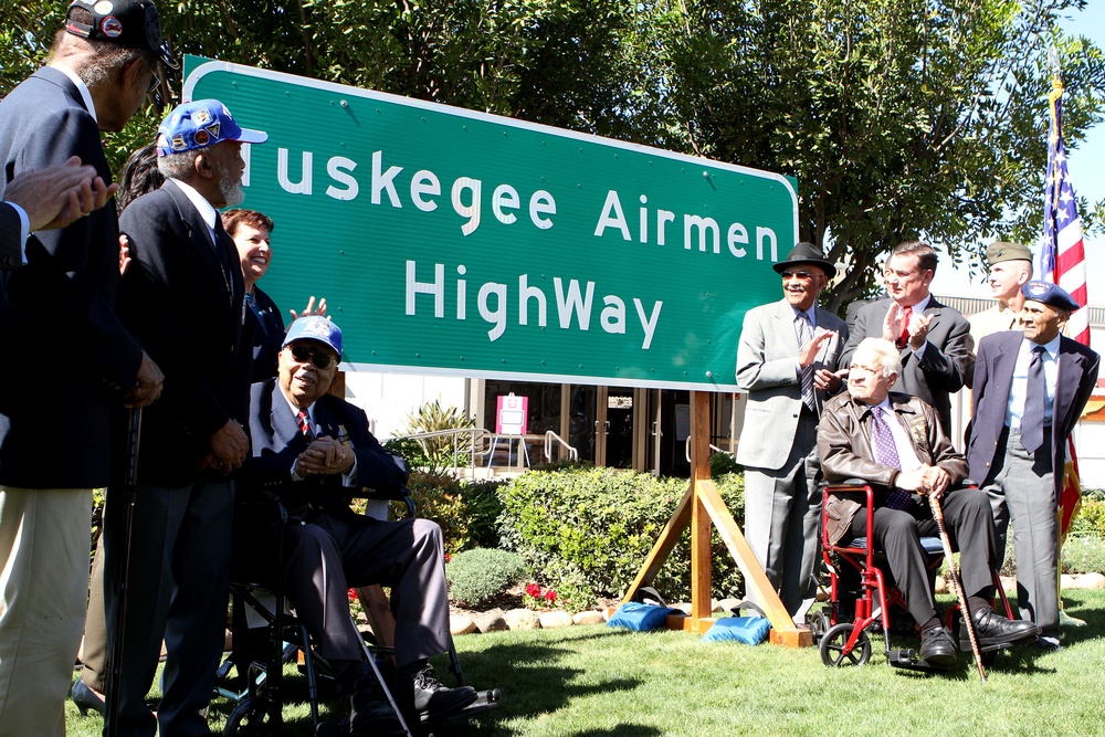 Miramar pauses to acknowledge selfless service of Tuskegee Airmen