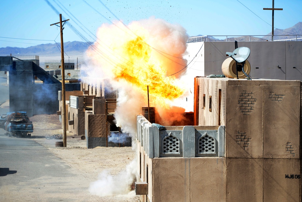 2nd BCT, 1st ID trains at NTC for AFRICOM