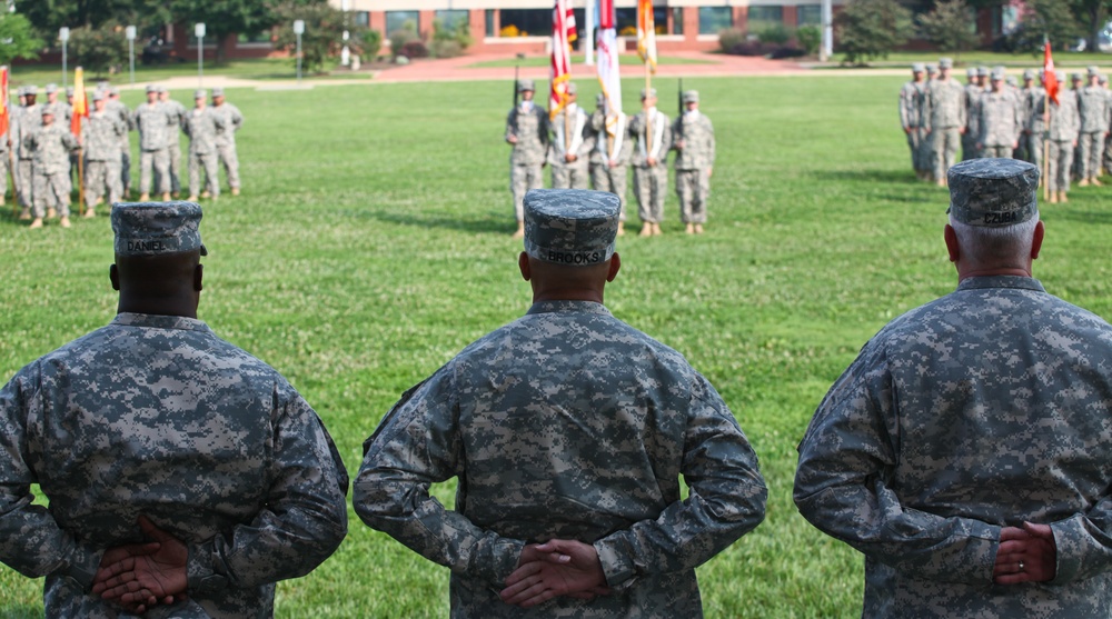 21st Signal Brigade change of responsibility