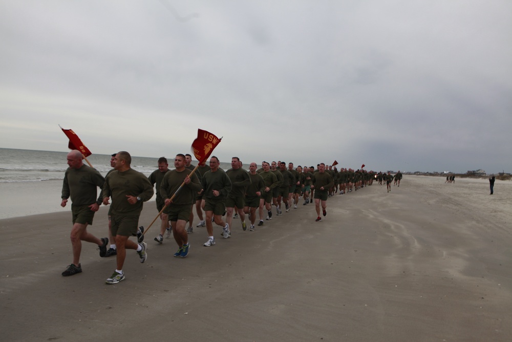 CNATT Marines hit beach for frigid fun