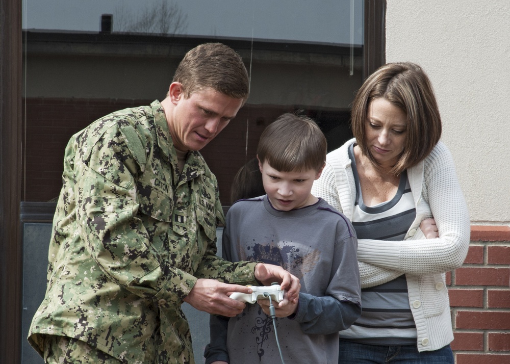 Navy EOD makes good on promise to children