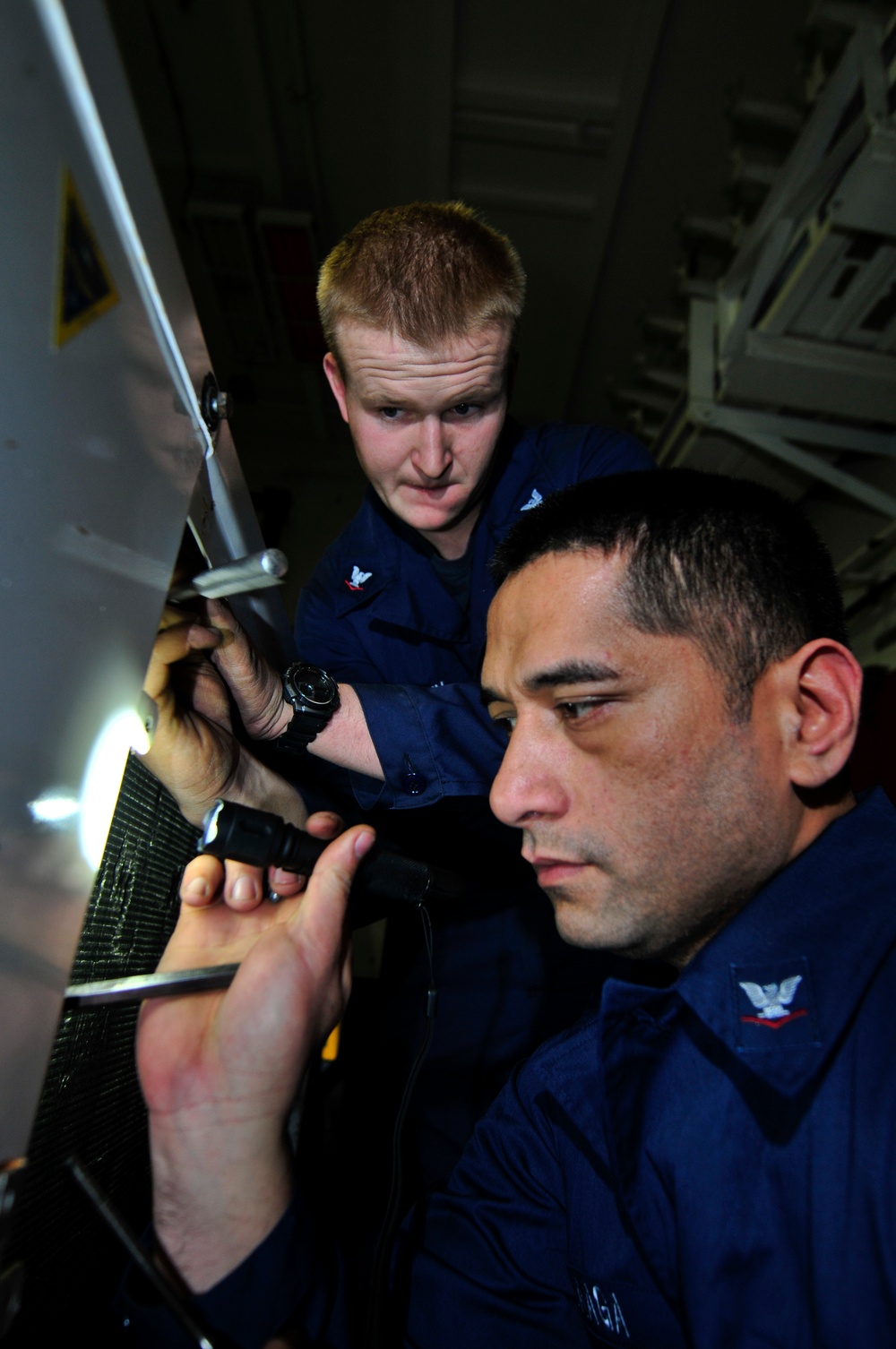 USS Carl Vinson maintenance