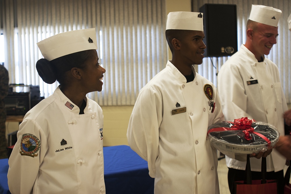Chef of quarter competition sizzles at Anderson Hall Dining Facility