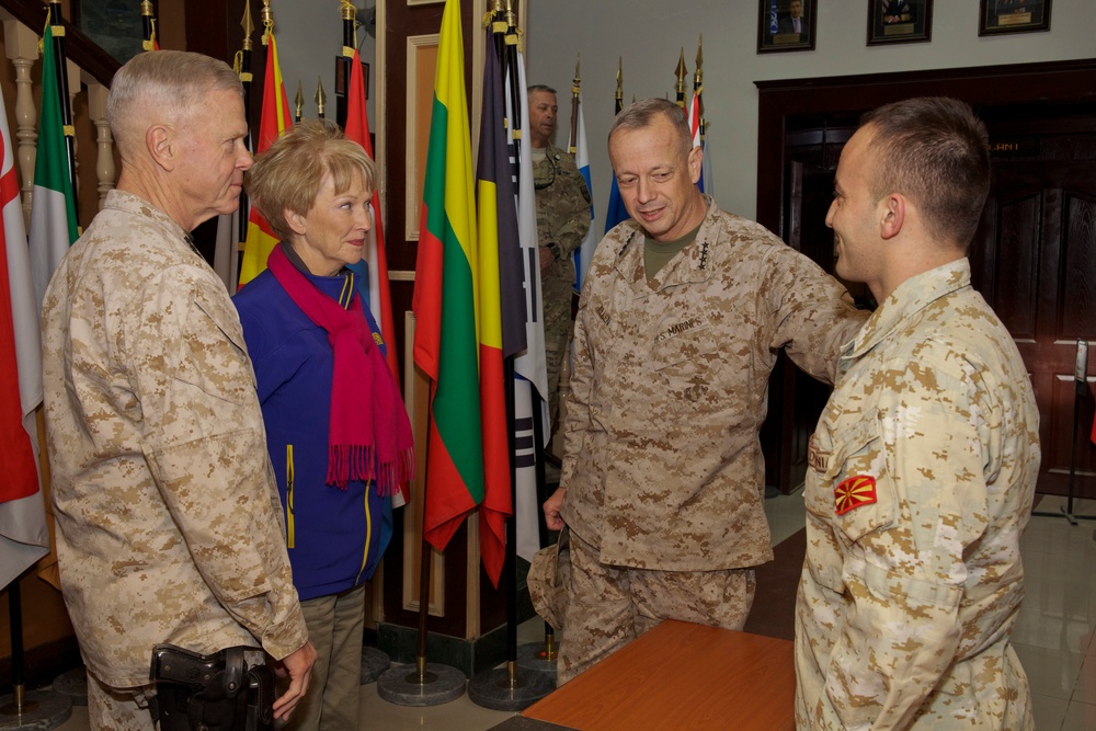 Marine commandant visits ISAF headquarters