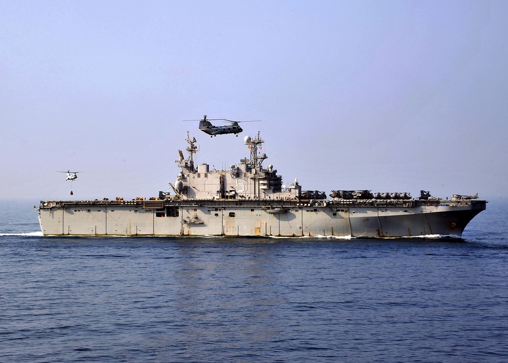 USS Peleliu replenishment