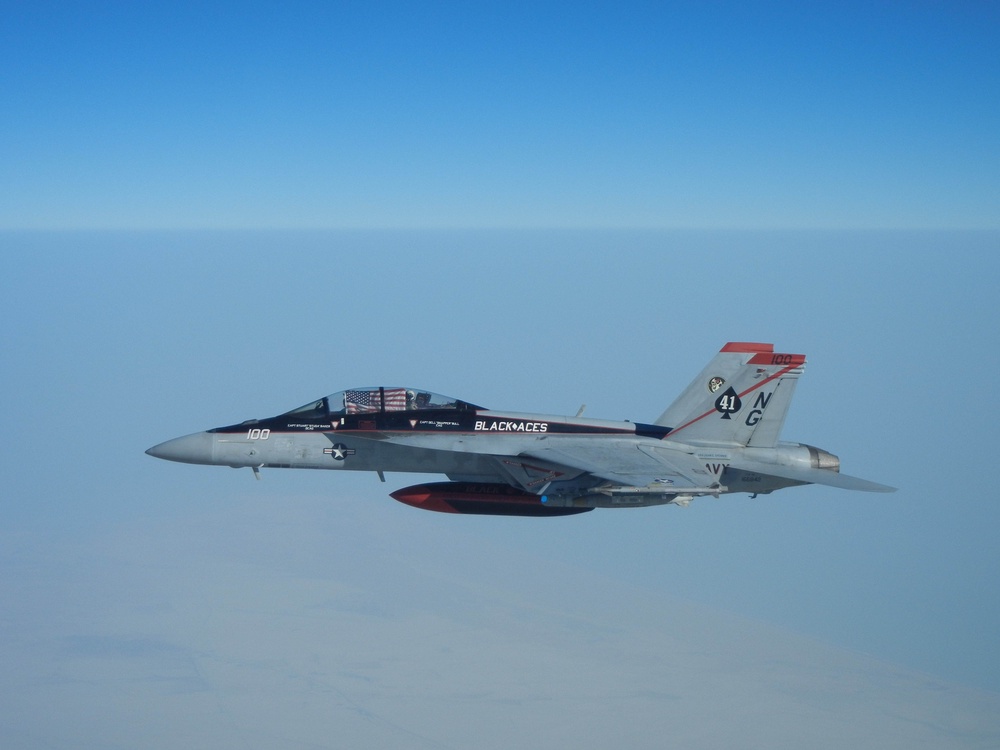 あーちゃです(ΦωΦ) DVIDS - Images - FA-18F Super Hornet
