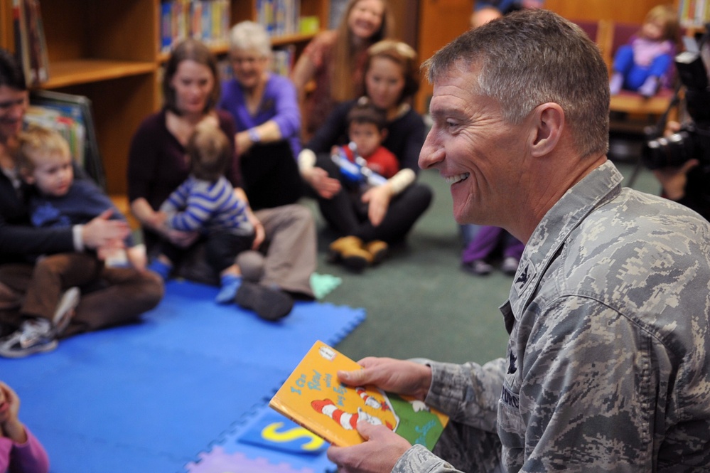 Airmen in Korea recognize Dr. Seuss Day