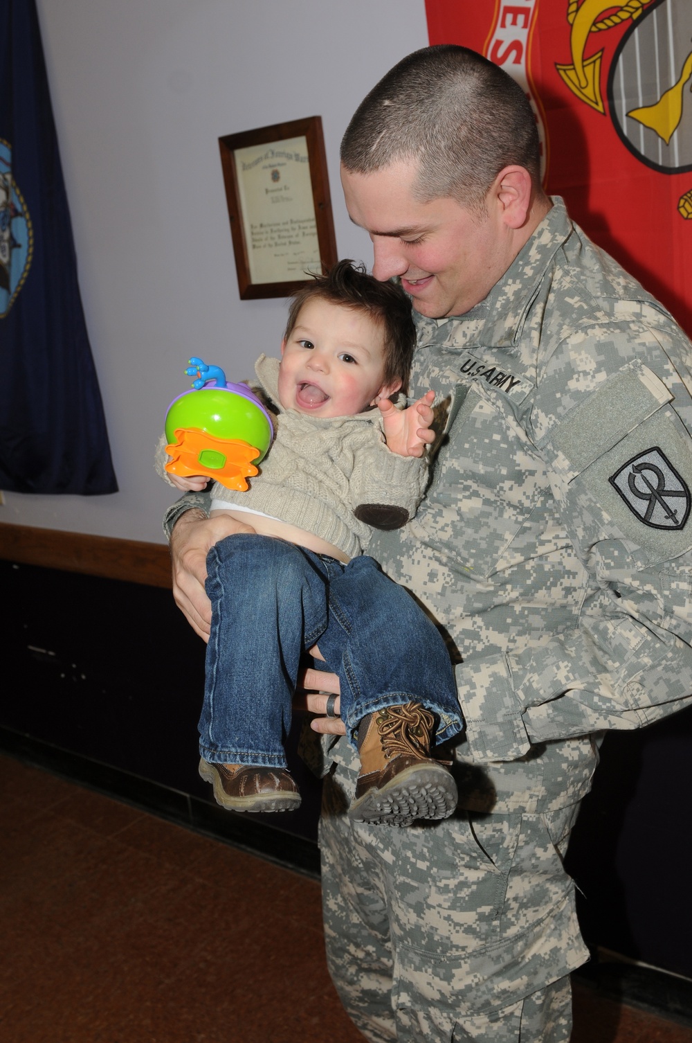 451st Sustainment Command (Expeditionary) Army Reserve soldiers farewell ceremony