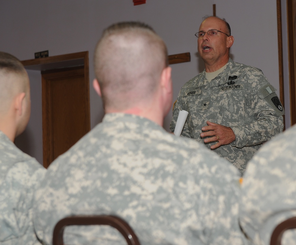 451st Sustainment Command (Expeditionary) Army Reserve soldiers farewell ceremony