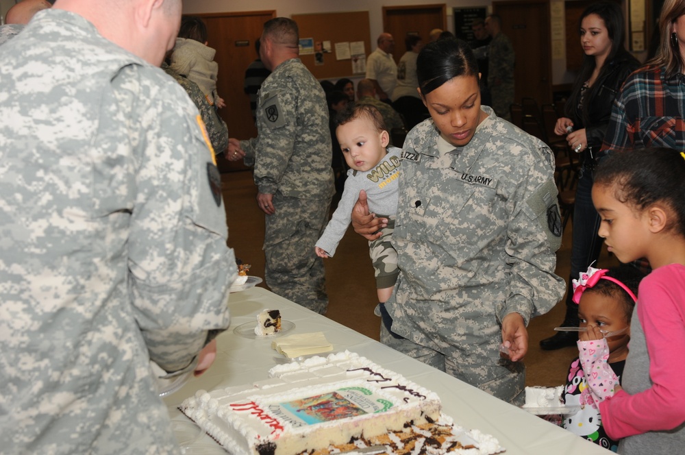 451st Sustainment Command (Expeditionary) Army Reserve soldiers farewell ceremony