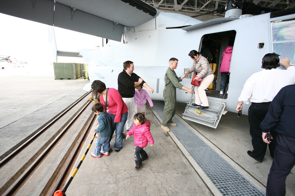 MV-22 family day on Okinawa