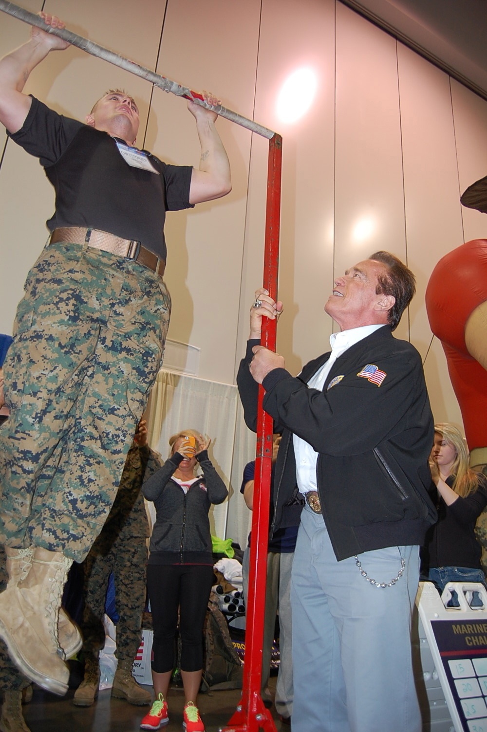 Marines Meet Arnold Schwarzenegger at 2013 Arnold Sports Festival