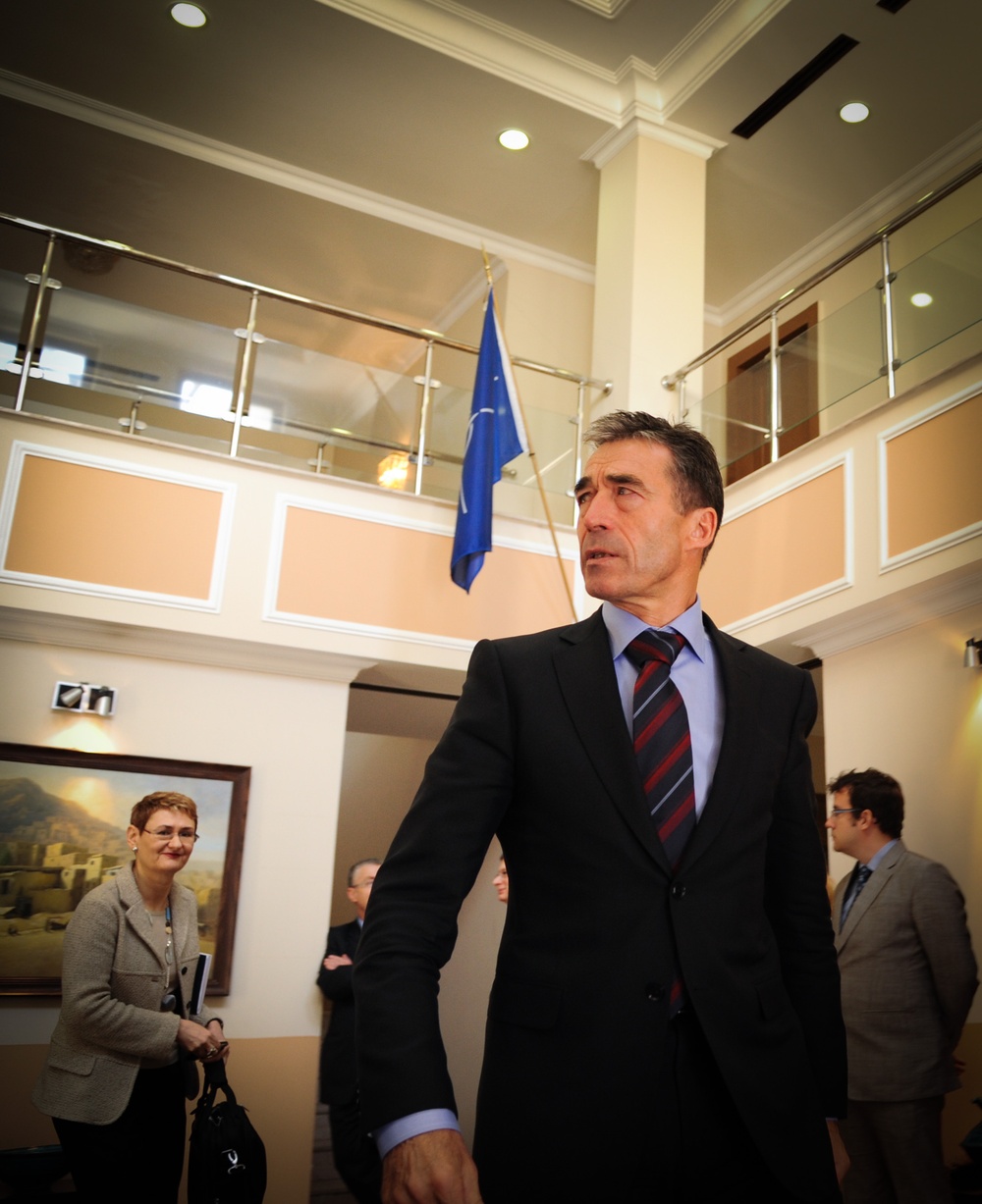 Nato secretary general visits ISAF HQ