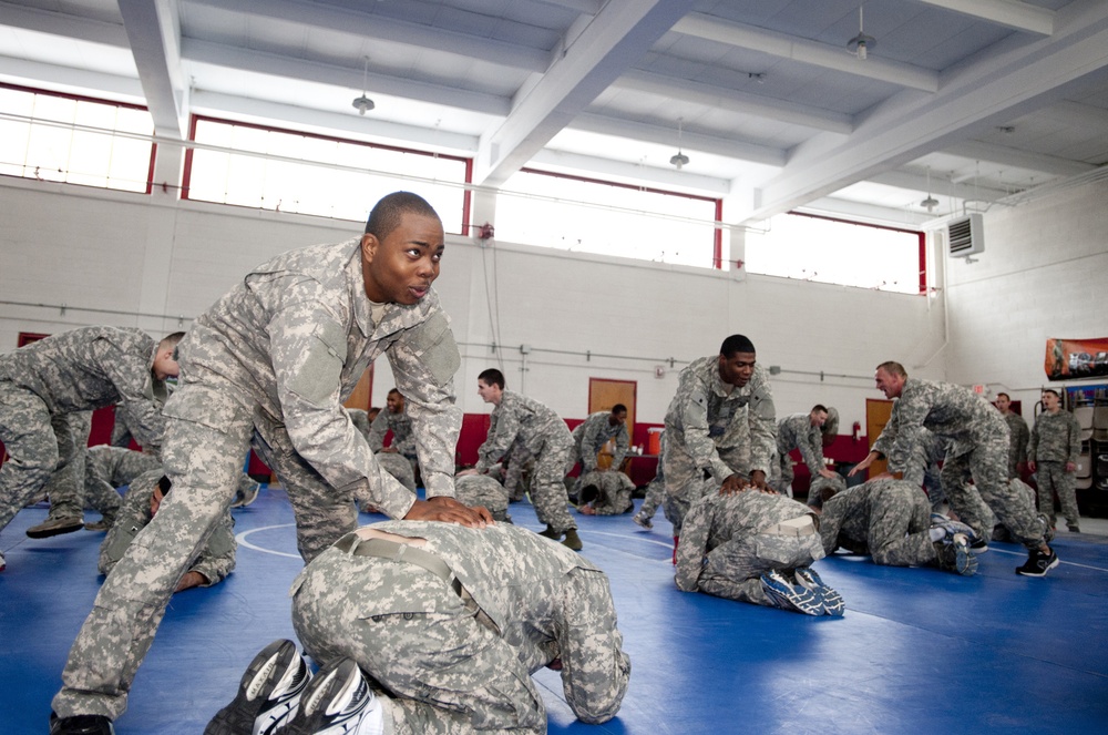 NC Guardsmen gain confidence through combatives