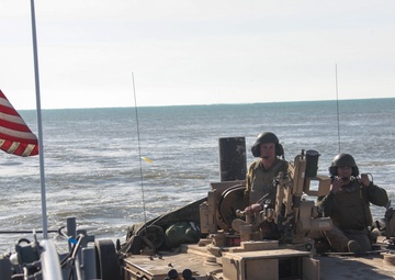 Second Tanks crashes Onslow Beach
