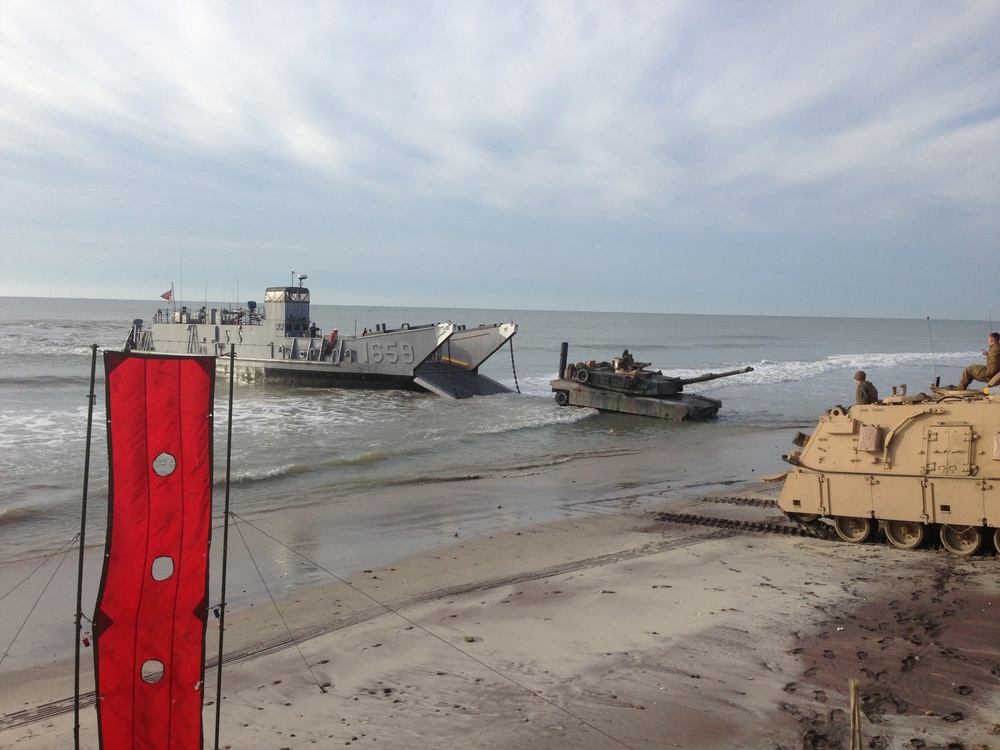 Second Tanks crashes Onslow Beach