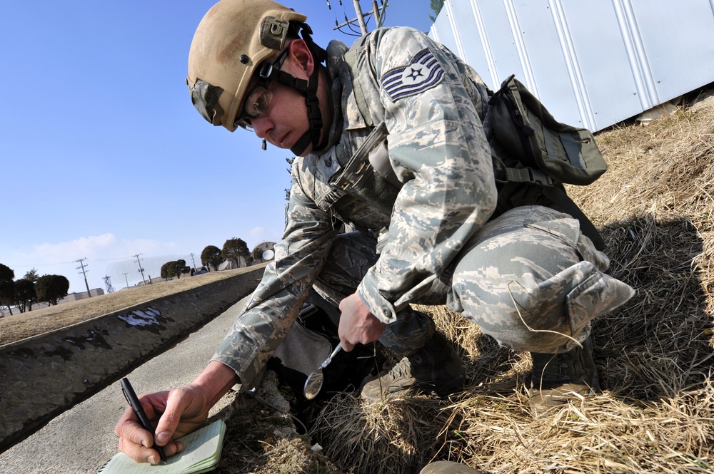 EOD trains to neutralize potential threats