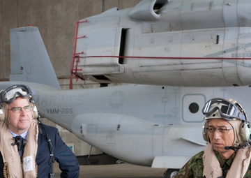 Japan-U.S. distinguished visitors fly in Osprey