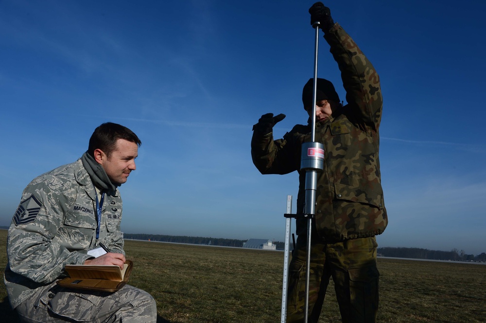 Screaming Eagle V: US, Polish air forces improve interoperability with NATO exercise