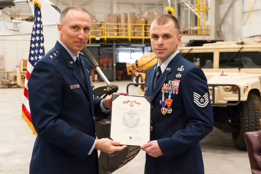 Medical group civilian earns Purple Ribbon Award > Offutt Air Force Base >  News