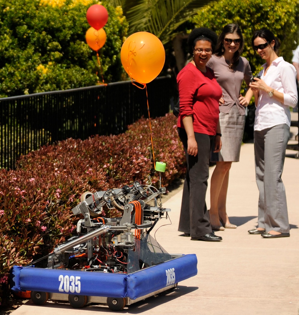 NPS Program champions collaboration, innovation in unmanned systems