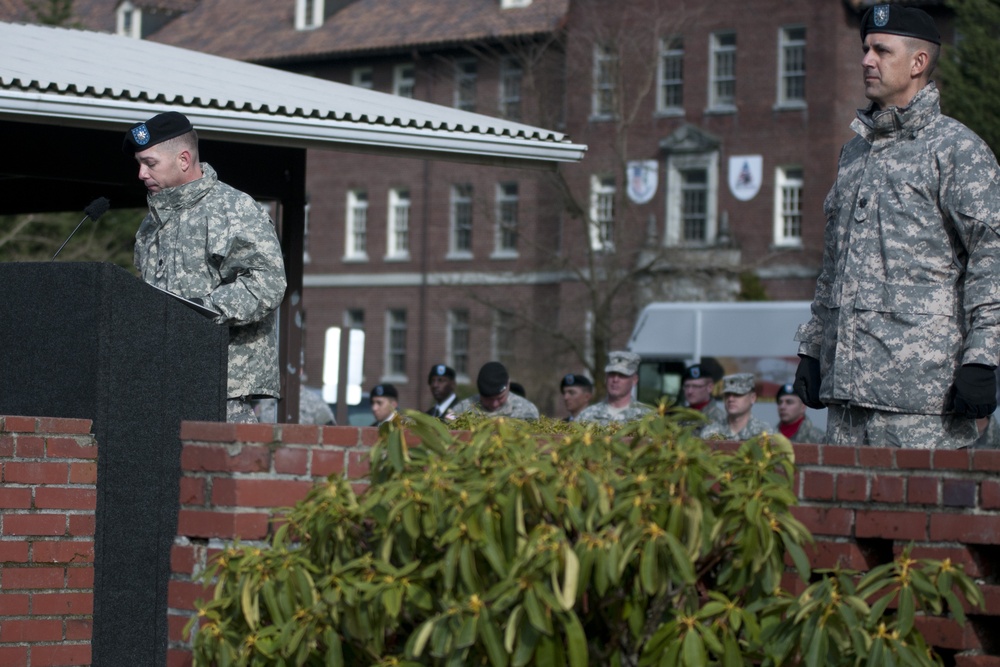 2-17 FA reloads with new commander