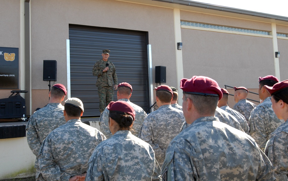 SOUTHCOM commander visits SOCSOUTH