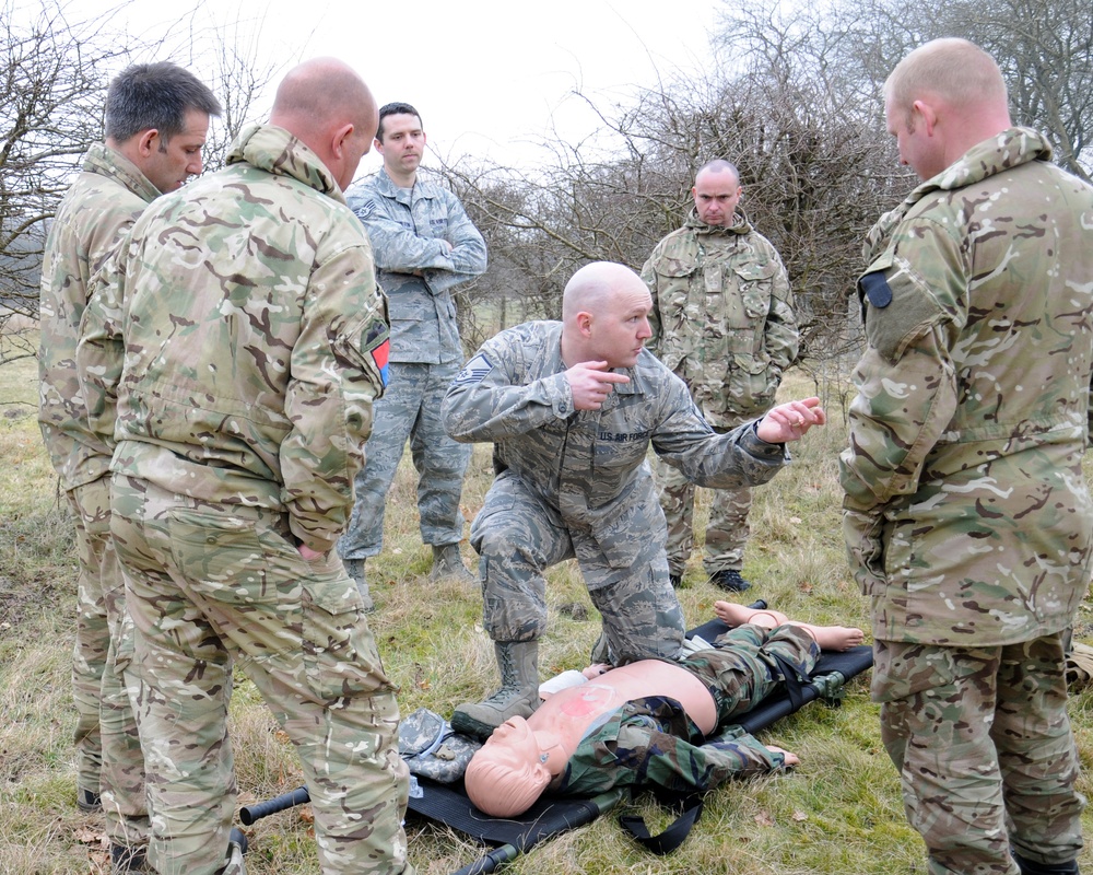 352nd SOSS provides medical training to British army