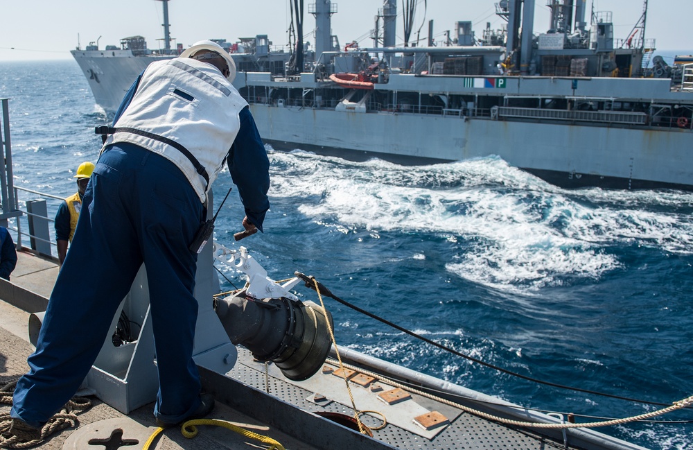 USS Ponce (AFSB(I) 15) underway replenishment with USNS Joshua Humphreys (T-AO 188)