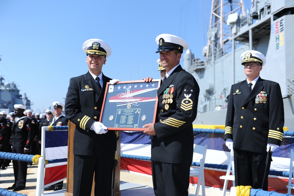 USS Underwood decommissioning ceremony