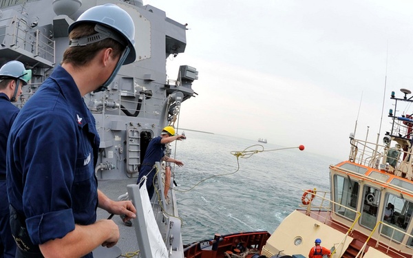 Throwing a heaving line