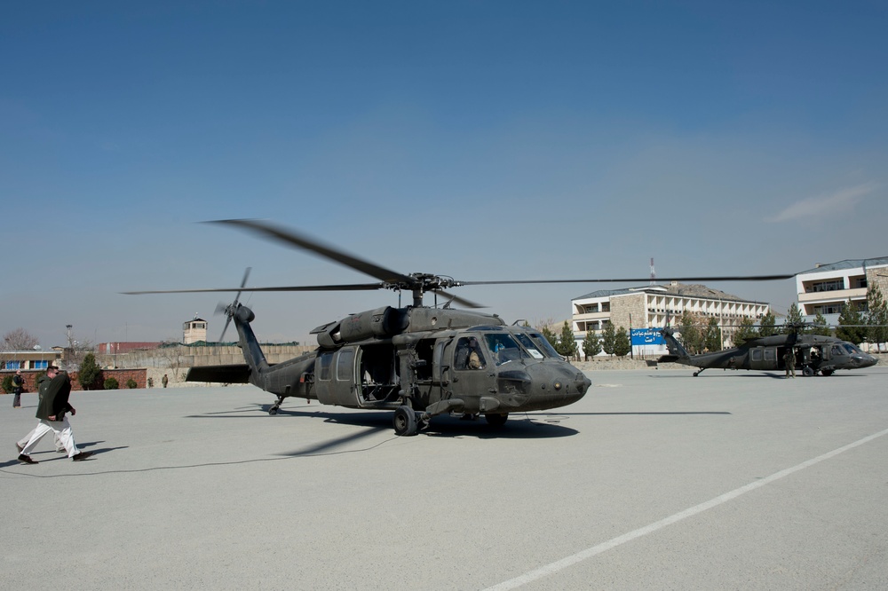 Defense secretary Hagel travels to Afghanistan