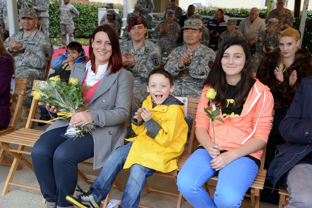 Change of responsibililty ceremony HHC USAG Vicenza