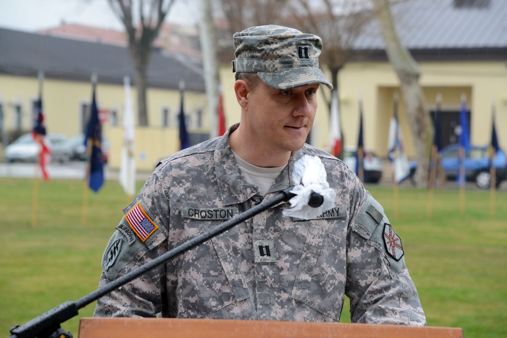 Change of responsibility ceremony HHC USAG Vicenza