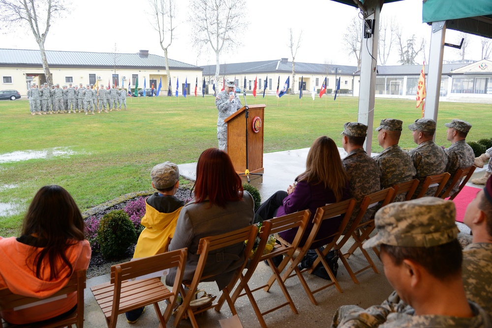 Change of responsibility ceremony HHC USAG Vicenza