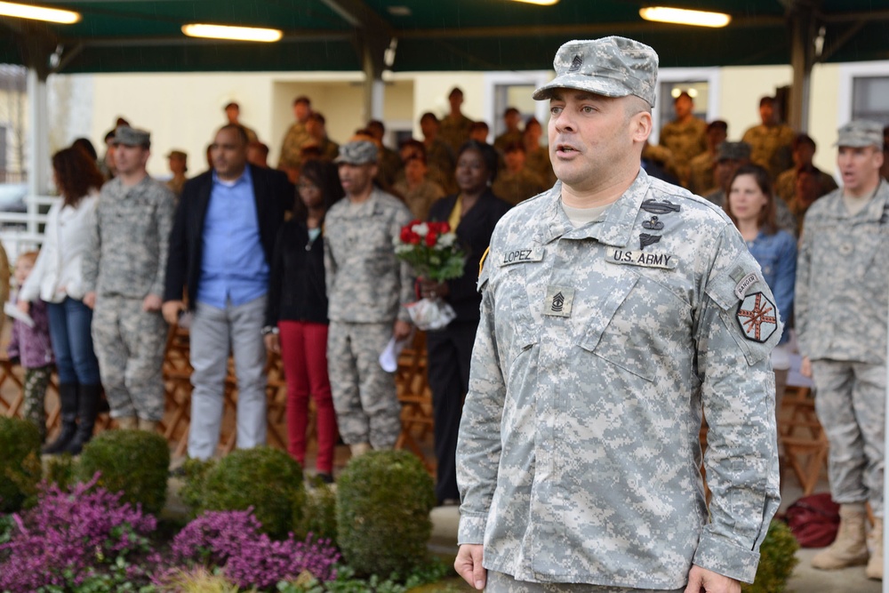 Change of responsibility ceremony HHC USAG Vicenza