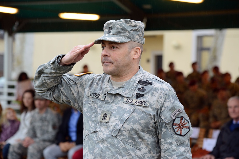 Change of responsibility ceremony HHC USAG Vicenza